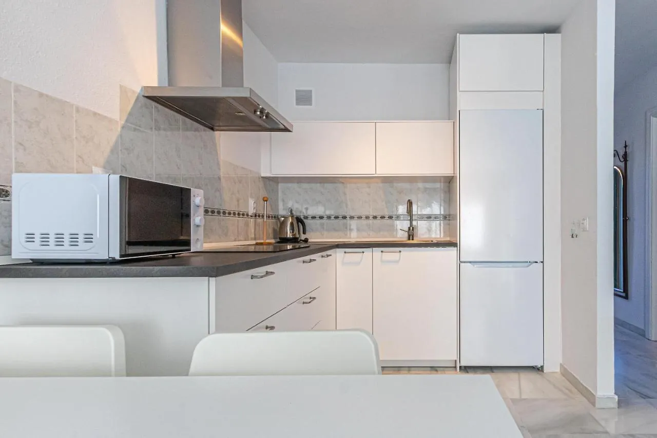 797 Holiday Rentals - Apartamento frente al Parque la Paloma con piscina Benalmádena Spagna