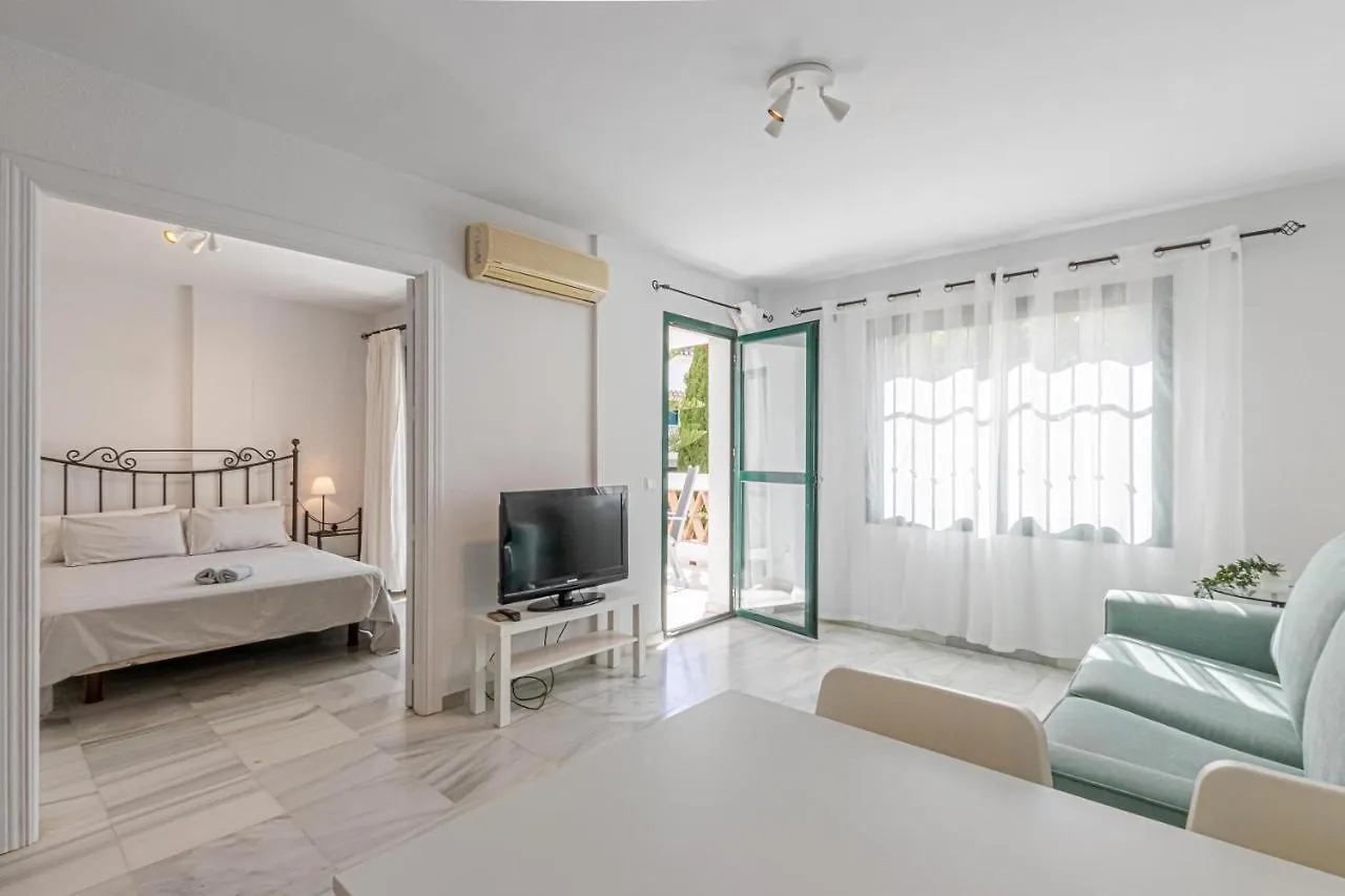בנאלמדנה 797 Holiday Rentals - Apartamento Frente Al Parque La Paloma Con Piscina 0*,